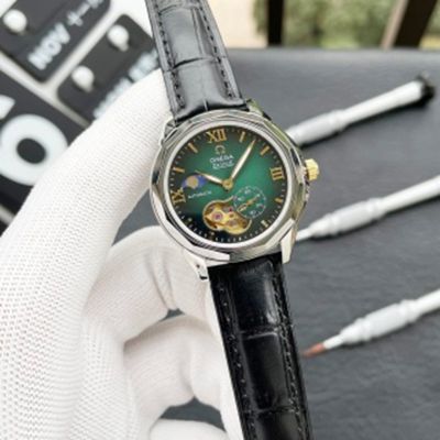 OMEGA Solid Stainless Steel 904L 40mm Watch